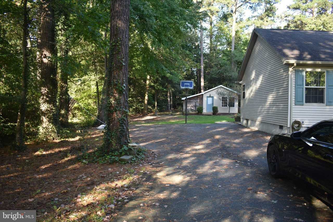 31127 Beaver Cir - Photo 2 of 21
