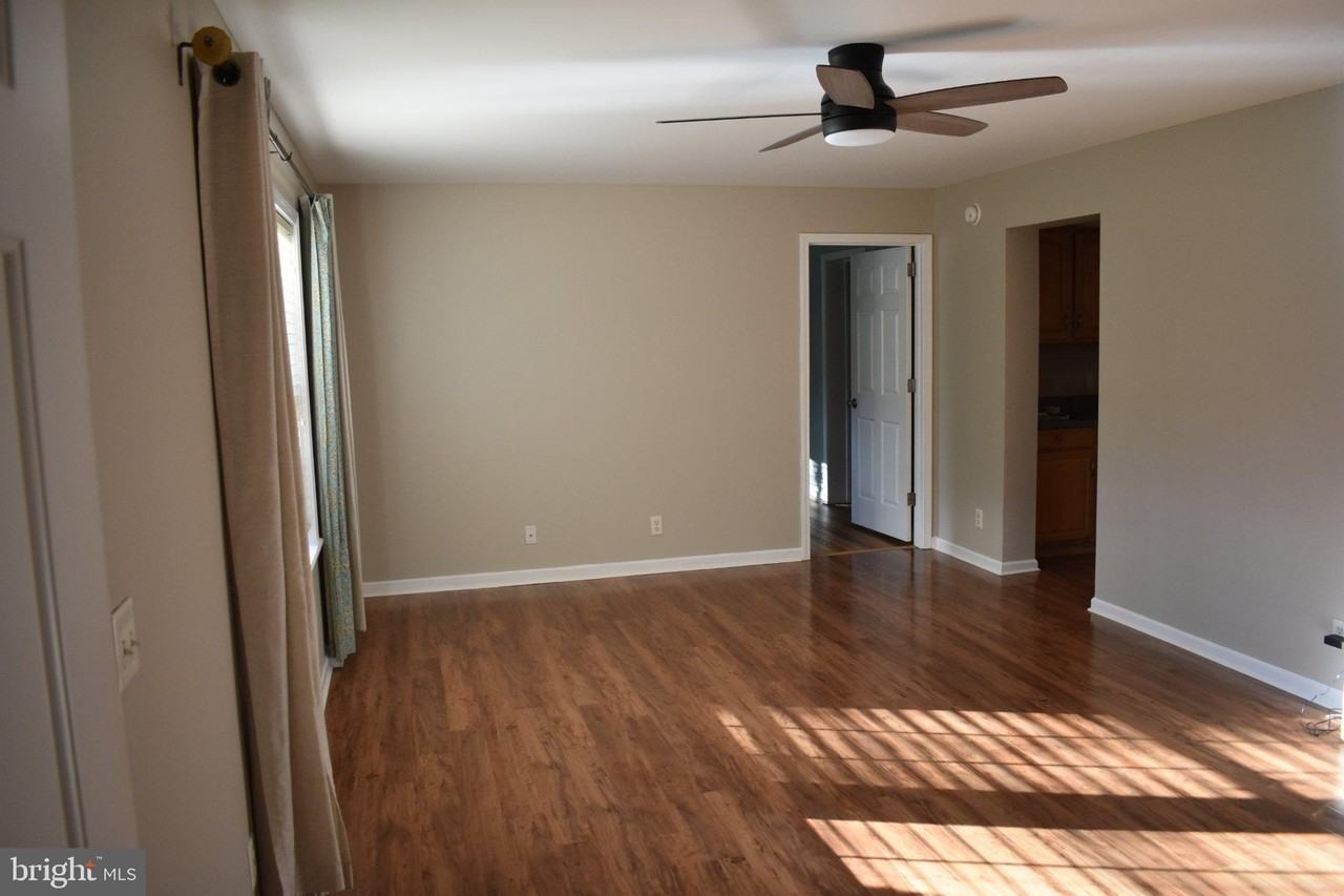 31127 Beaver Cir - Photo 6 of 21
