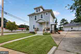 3201 Magnolia Ave - Photo 1 of 1