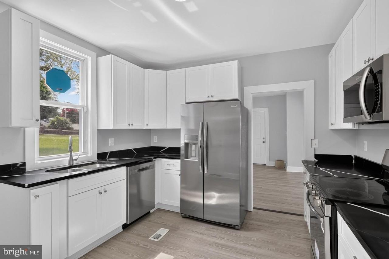3201 Magnolia Ave - Photo 7 of 46