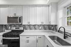 816 N Belnord Ave - Photo 1 of 1