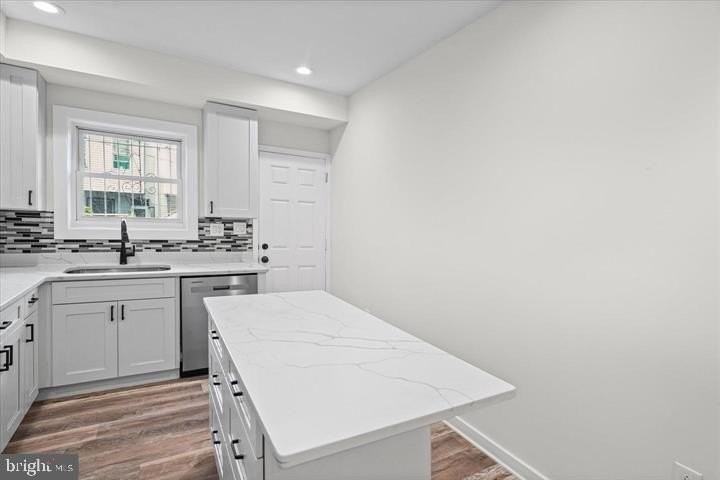 816 N Belnord Ave - Photo 7 of 34