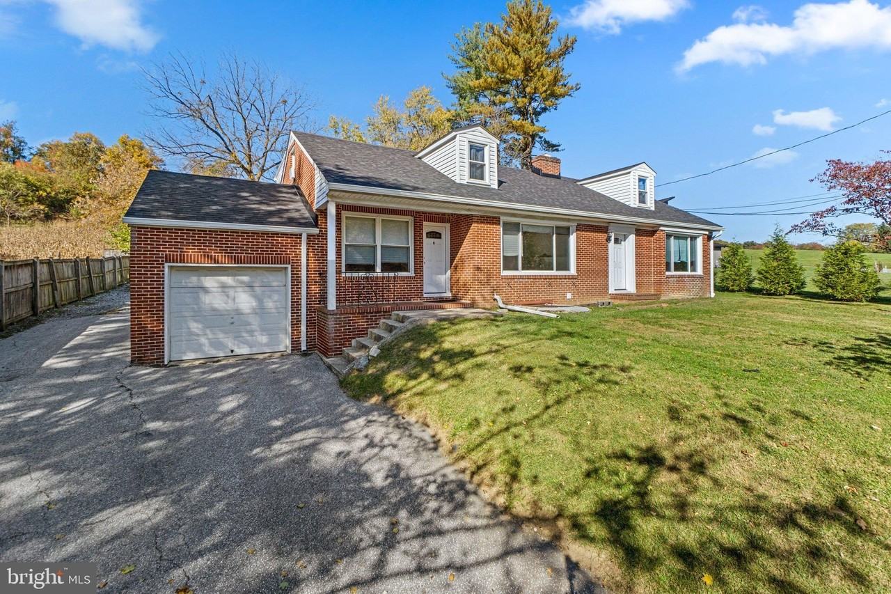 332 Ridge Rd #C - Photo 2 of 33