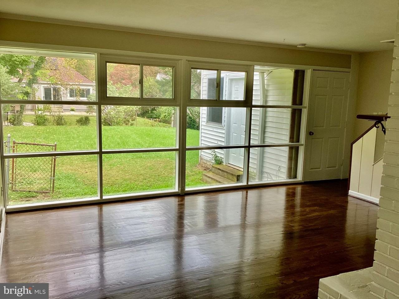 1708 Veirs Mill Rd - Photo 2 of 18