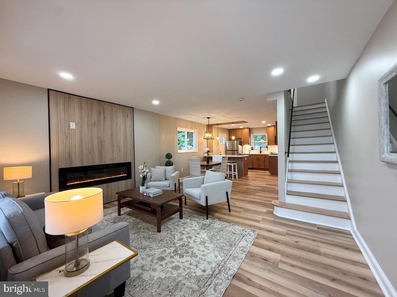 5008 36th Ave - Photo 2 of 50