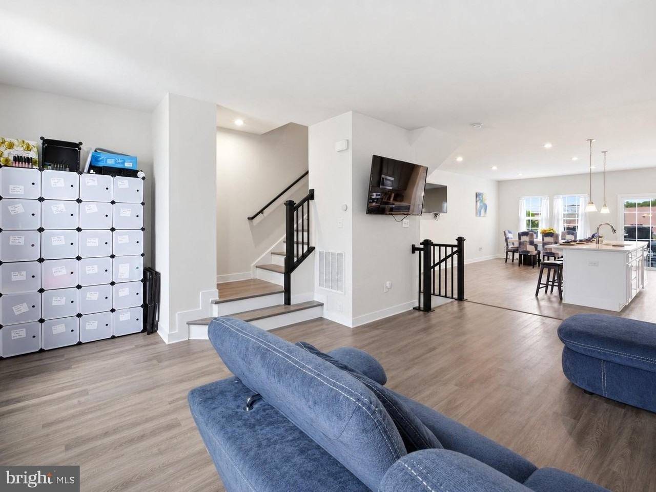 108 Freedom Way - Photo 5 of 38