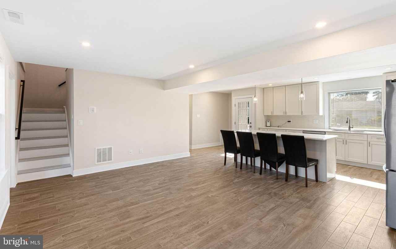 6 Meadow Ln - Photo 4 of 14