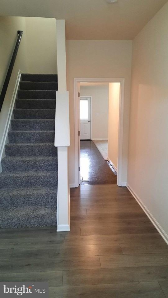835 Schooner Ln - Photo 3 of 17