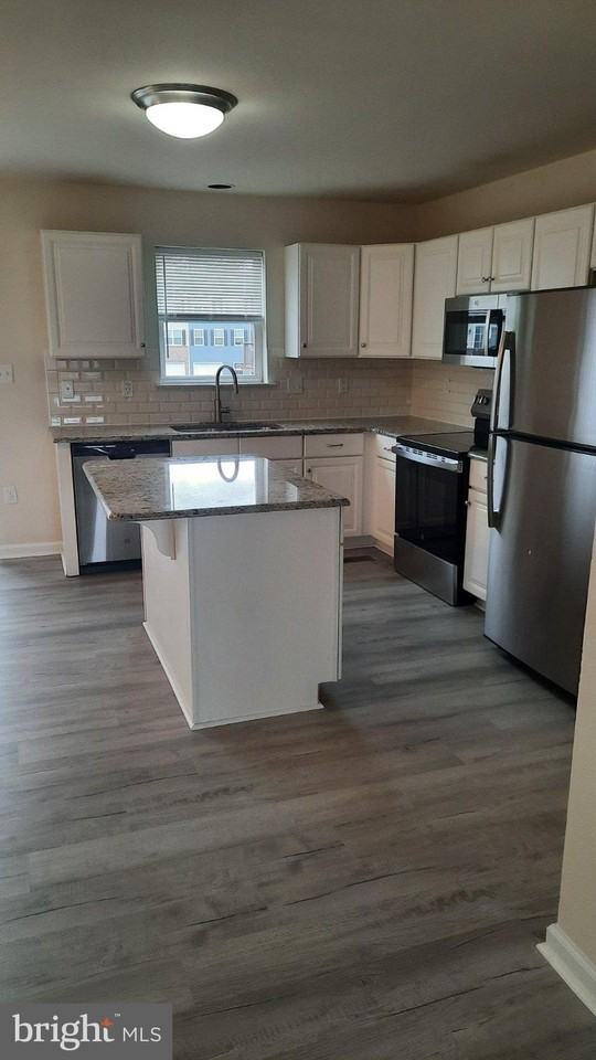 835 Schooner Ln - Photo 4 of 17