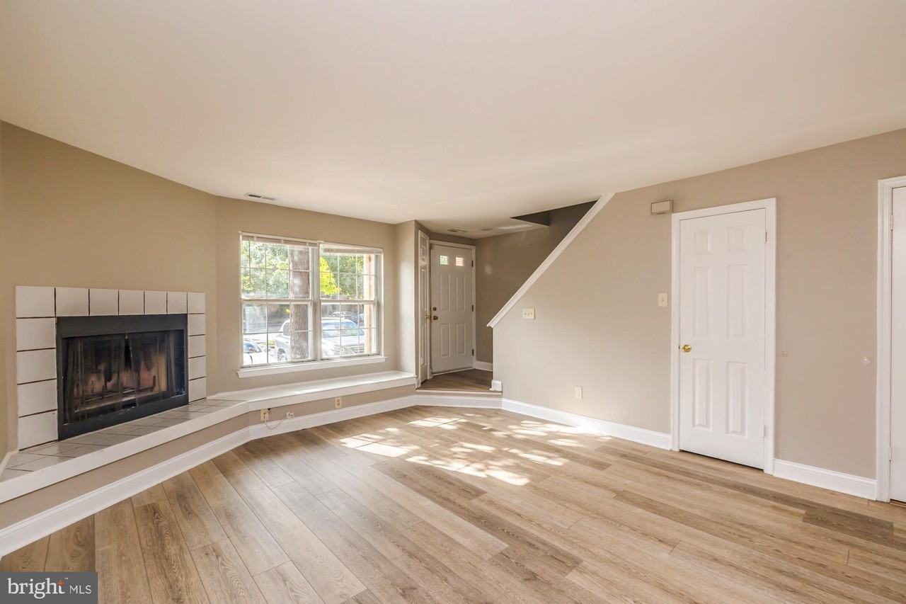 44 Rampart Dr #44 - Photo 6 of 33