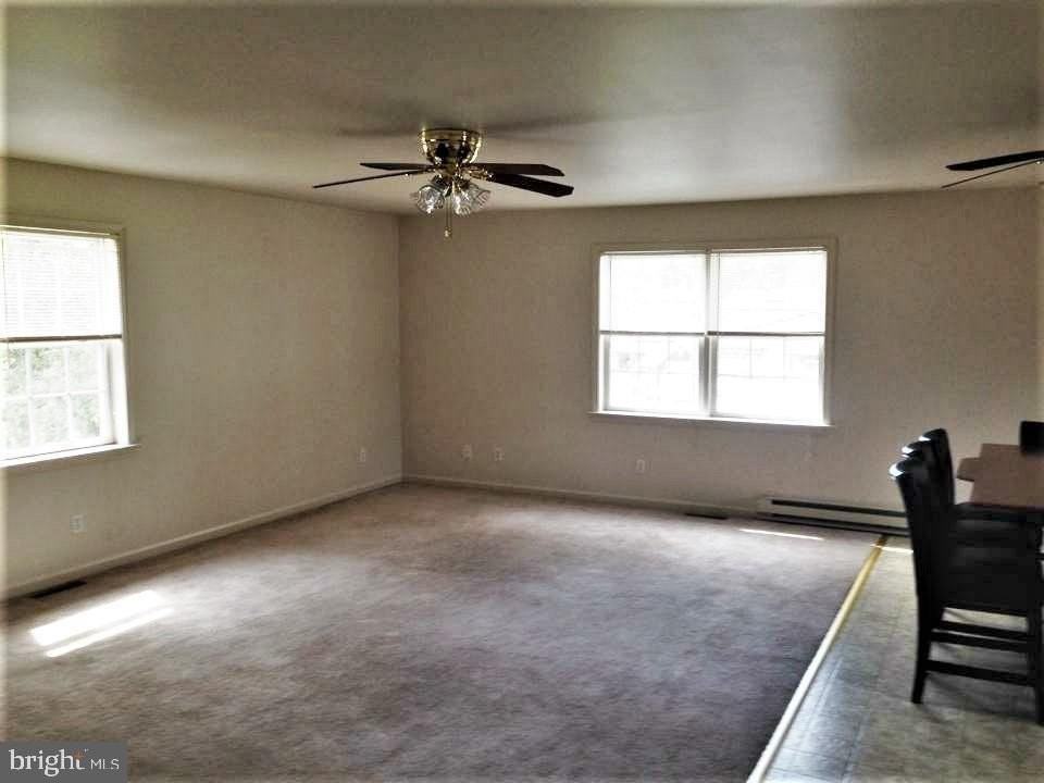 3315 Lincoln Hwy E - Photo 5 of 11