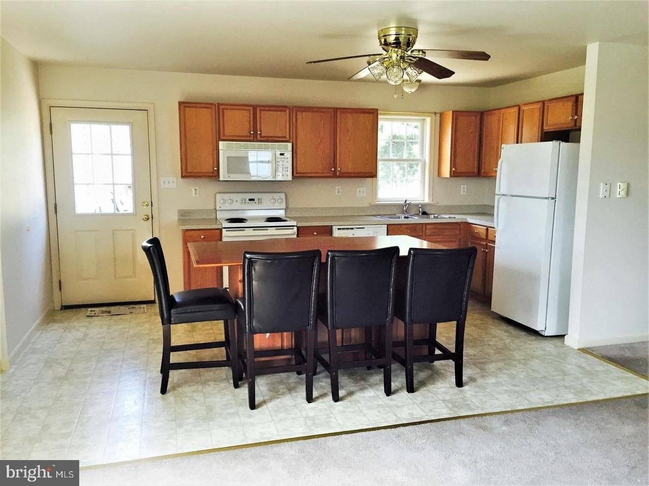 3315 Lincoln Hwy E - Photo 7 of 11