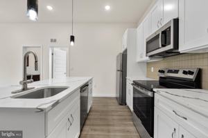 featured image of 7513 Dicks Ave