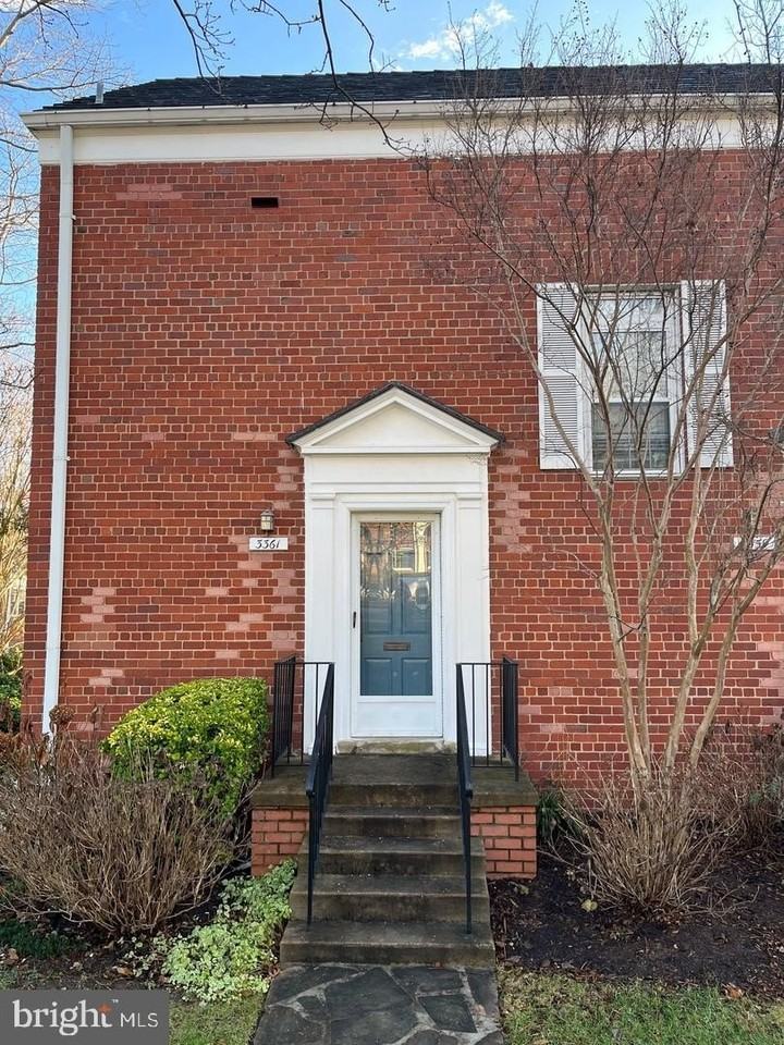 3361 Martha Custis Dr - Photo 2 of 21