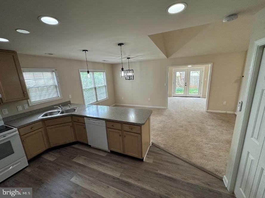 799 Ripplebrook Dr - Photo 7 of 19