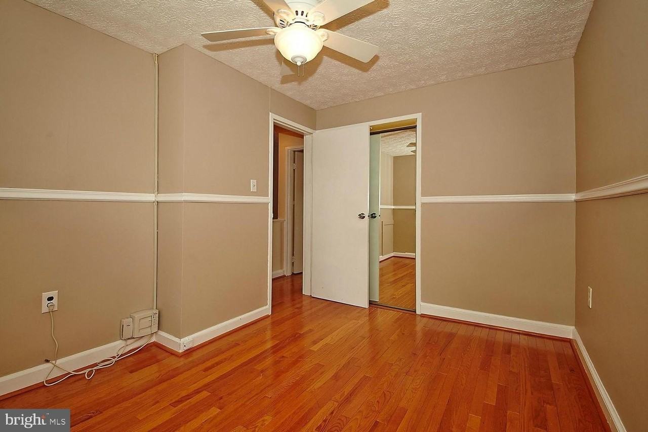 137 S Virginia Ave - Photo 5 of 17
