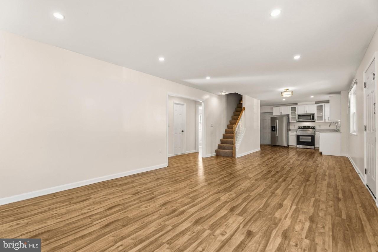 3421 Memorial St - Photo 6 of 17