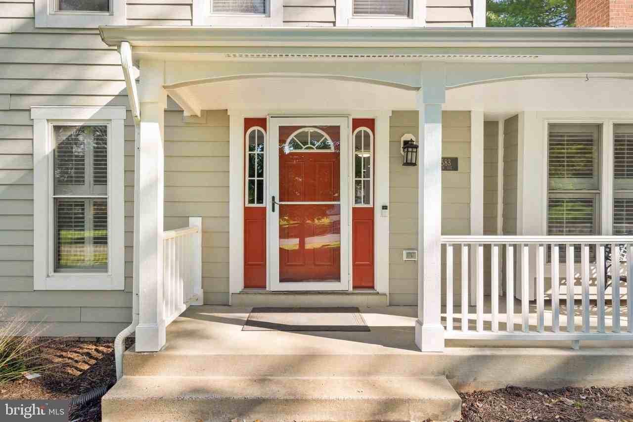 17583 Madison Ave - Photo 4 of 50