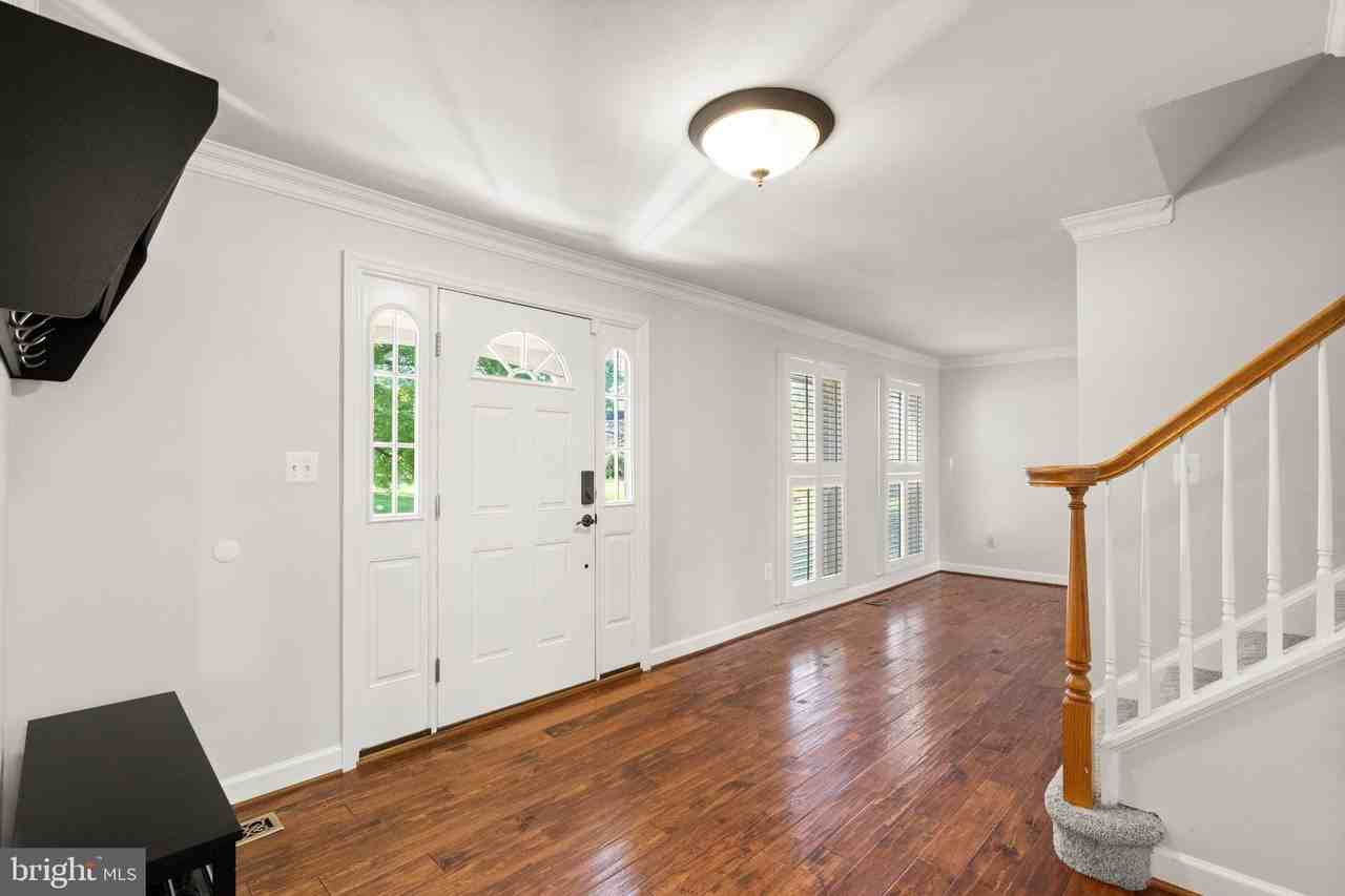 17583 Madison Ave - Photo 7 of 50