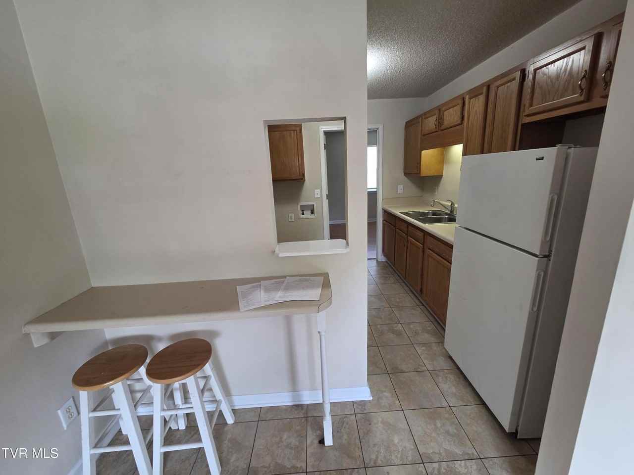 2814 Plymouth Rd #15 - Photo 6 of 12
