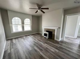 featured image of 908 Denver St #A