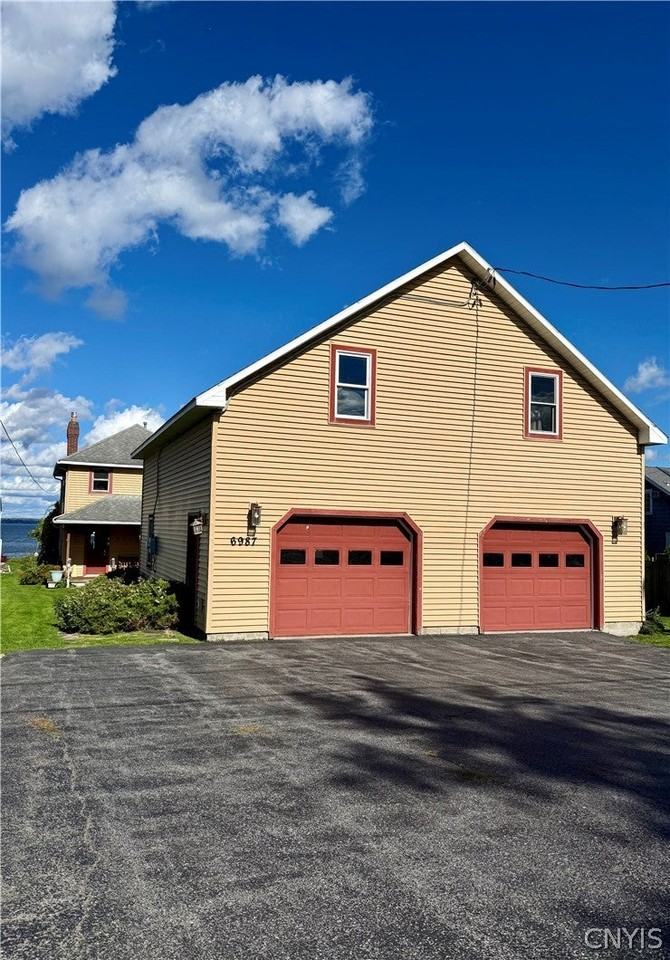 6987 Van Antwerp Dr - Photo 2 of 31