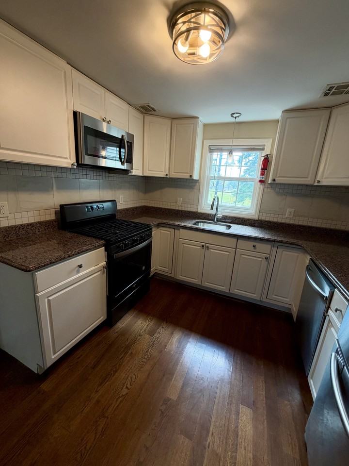 203 N 14th St - Photo 6 of 13