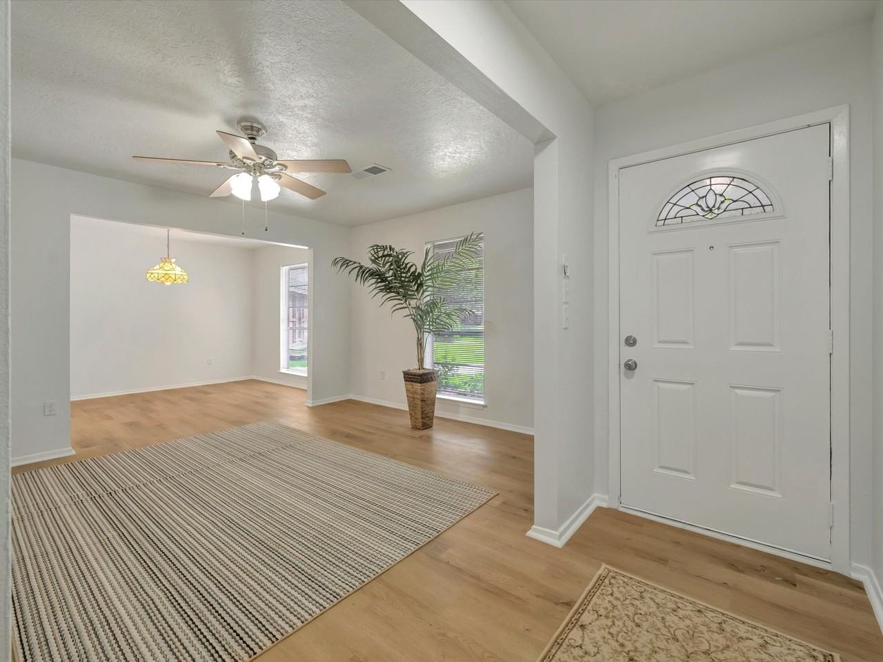 1003 Richvale Ln - Photo 5 of 29