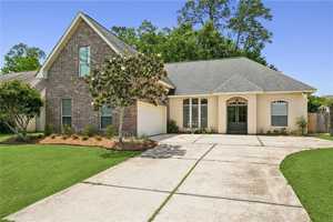 featured image of 218 Stonebridge Cv