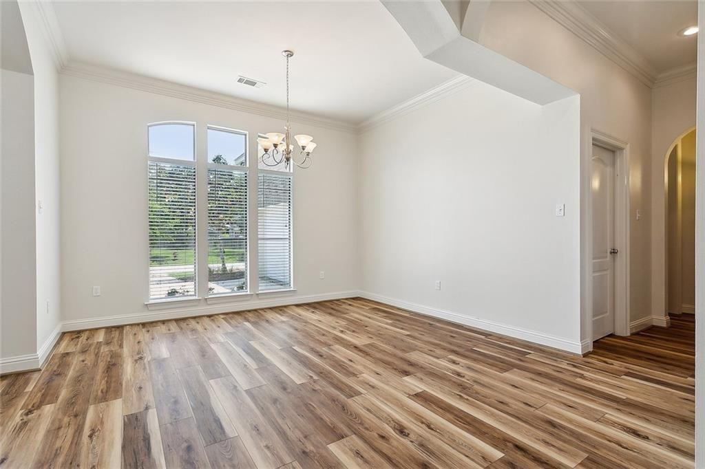 218 Stonebridge Cv - Photo 6 of 16
