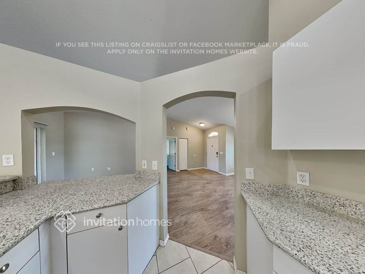 6667 68th St E - Photo 5 of 28