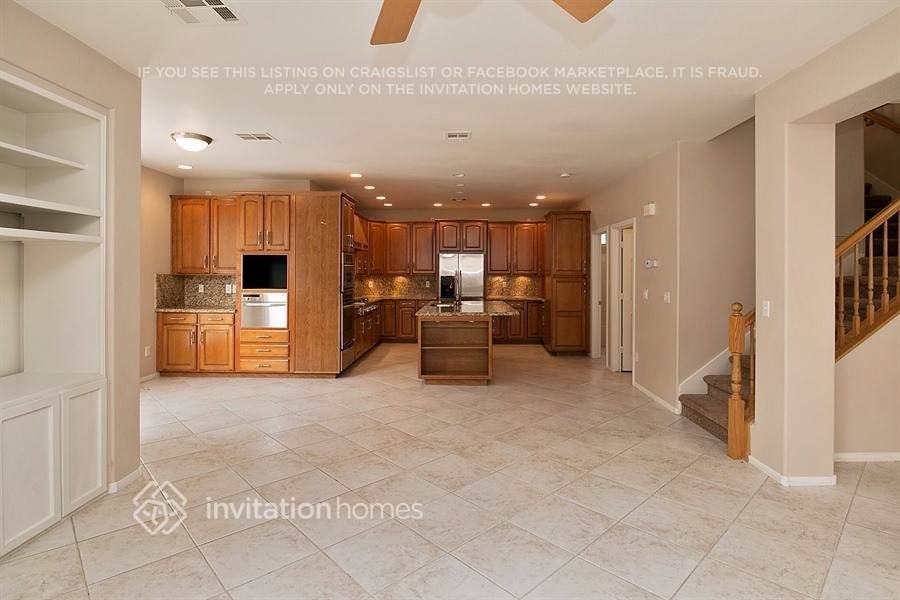 9401 Sparkling Waters Ave - Photo 6 of 17