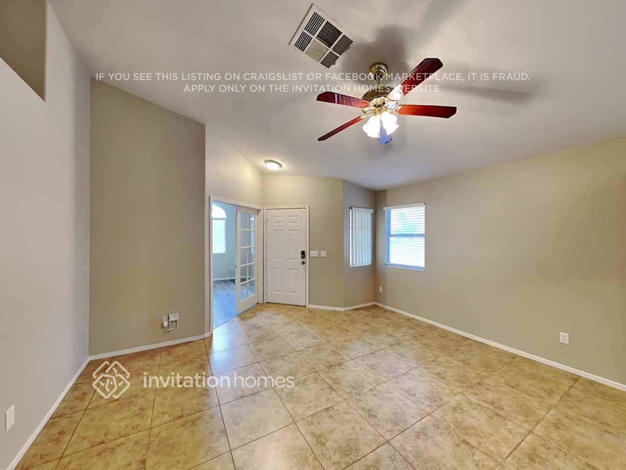 7036 Overhill Ave - Photo 4 of 17