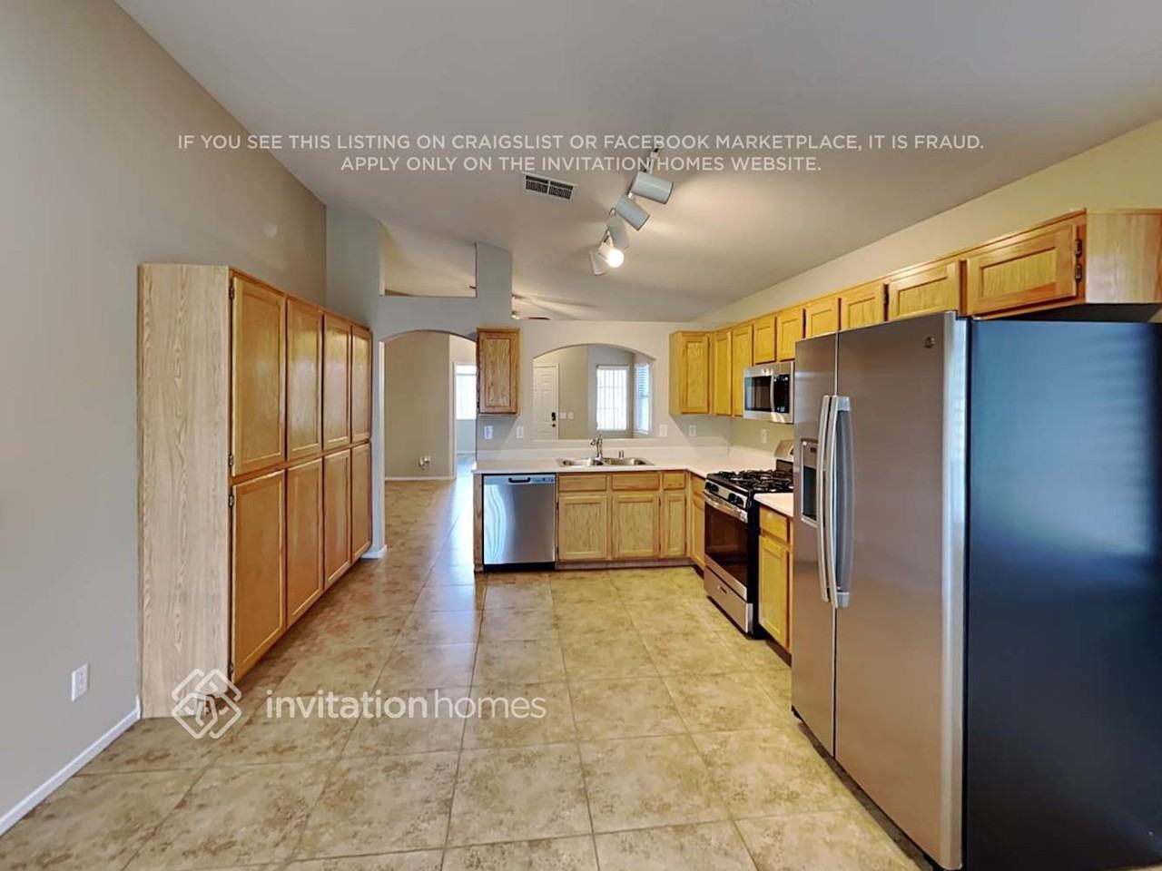 7036 Overhill Ave - Photo 6 of 17