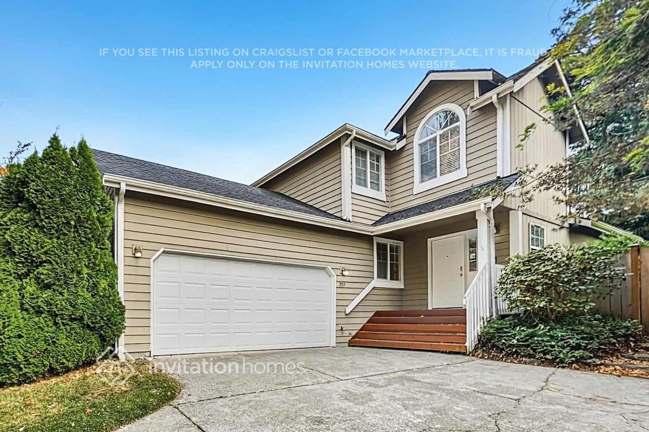 209 83rd Dr Se
