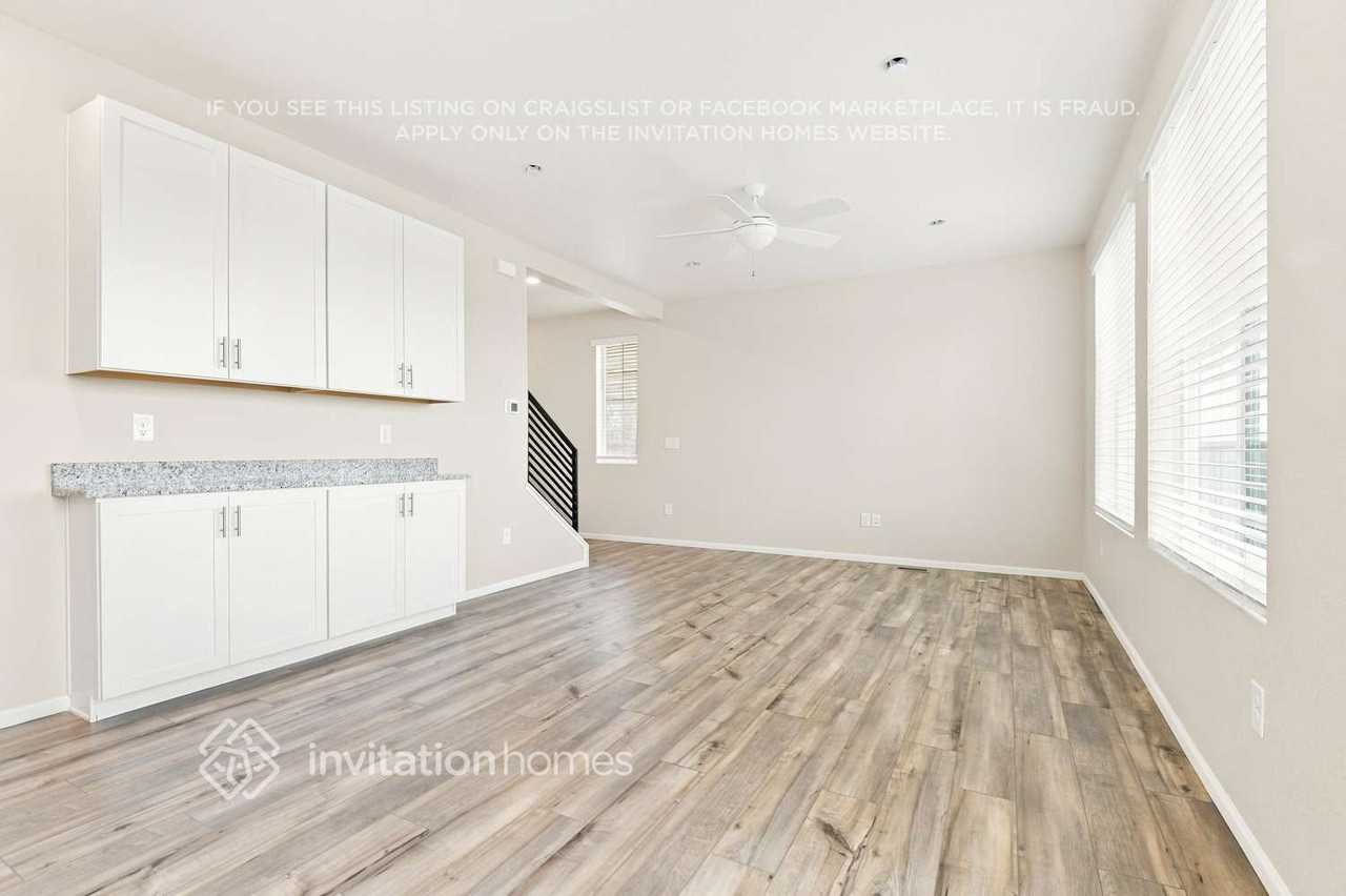 3401 Pearwood Dr - Photo 7 of 18
