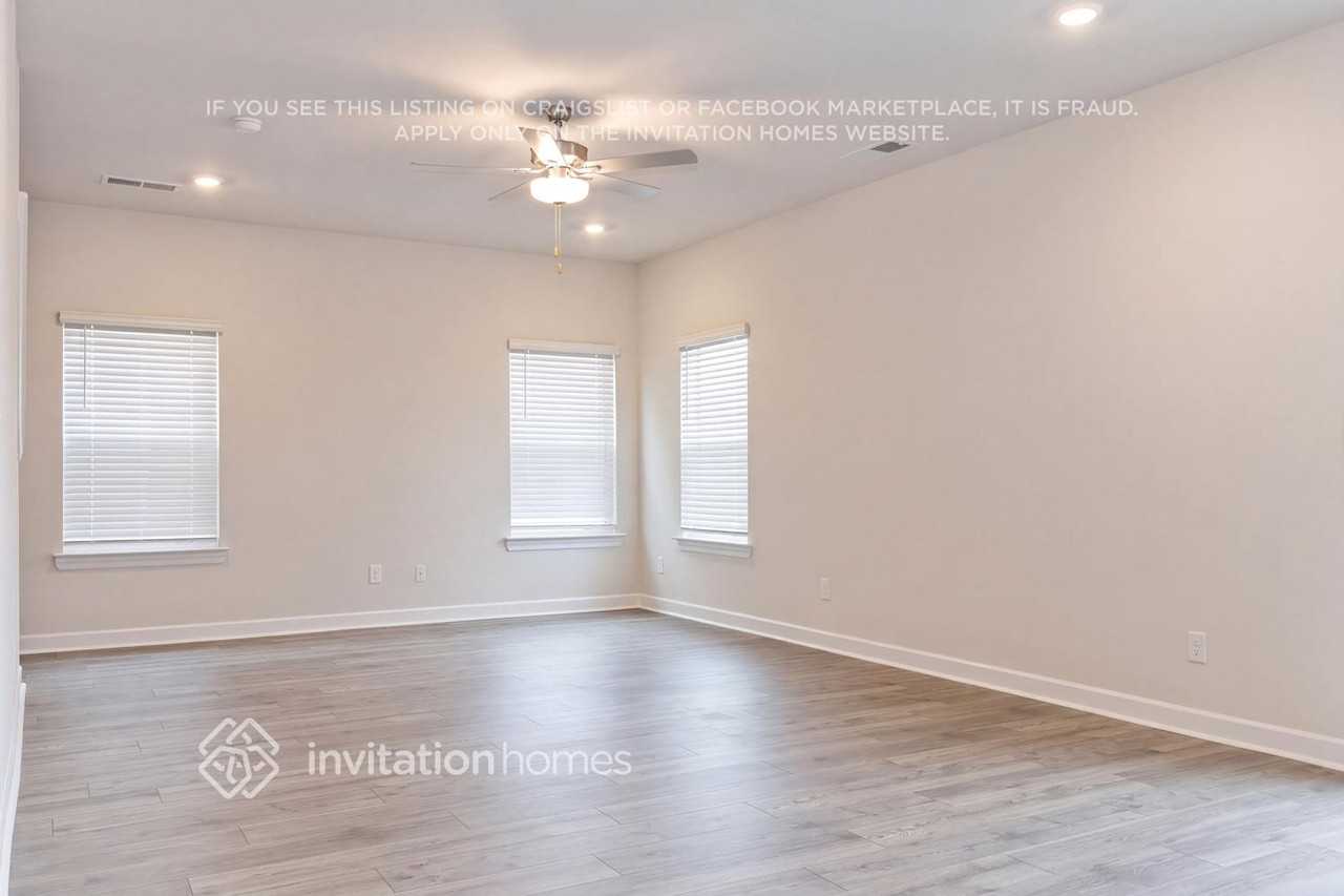3518 Quintana Dr - Photo 3 of 26