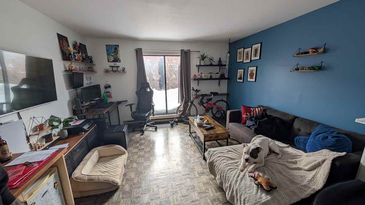 4841 6e Av - Photo 3 of 12