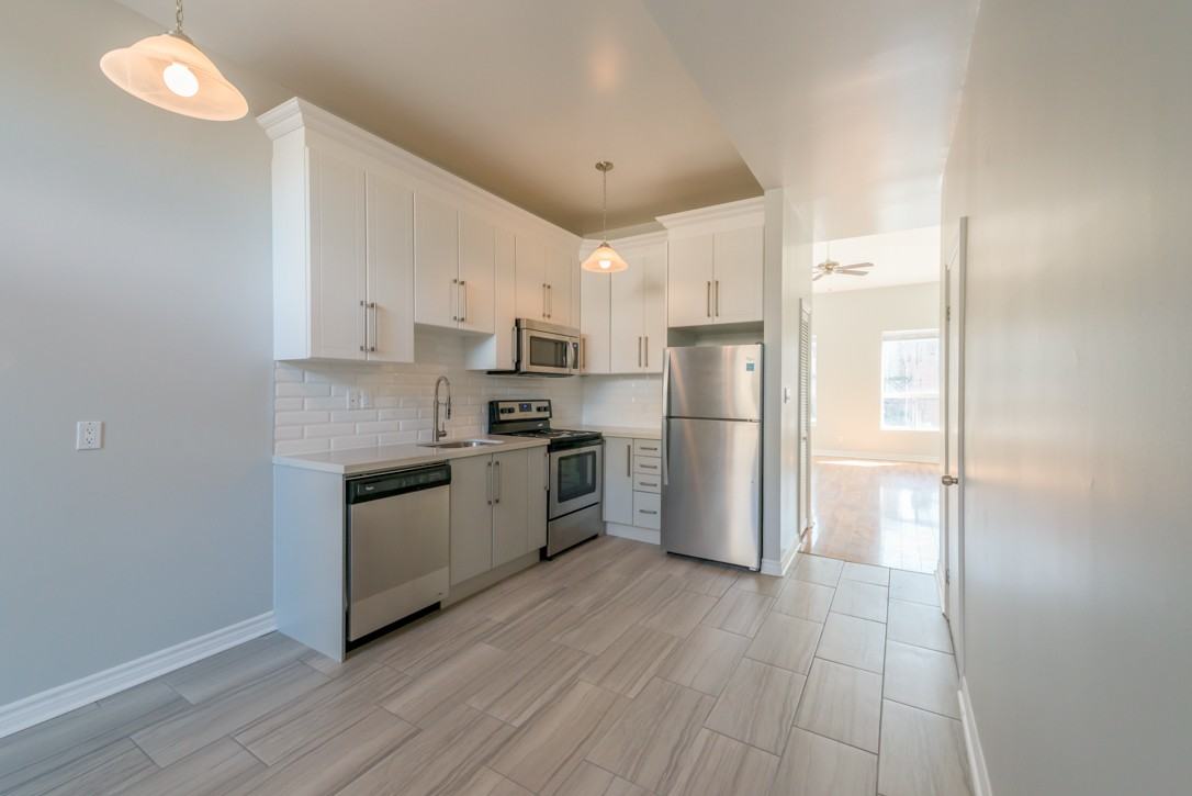 47-53 King William St - 51 1/2 - Photo 7 of 10