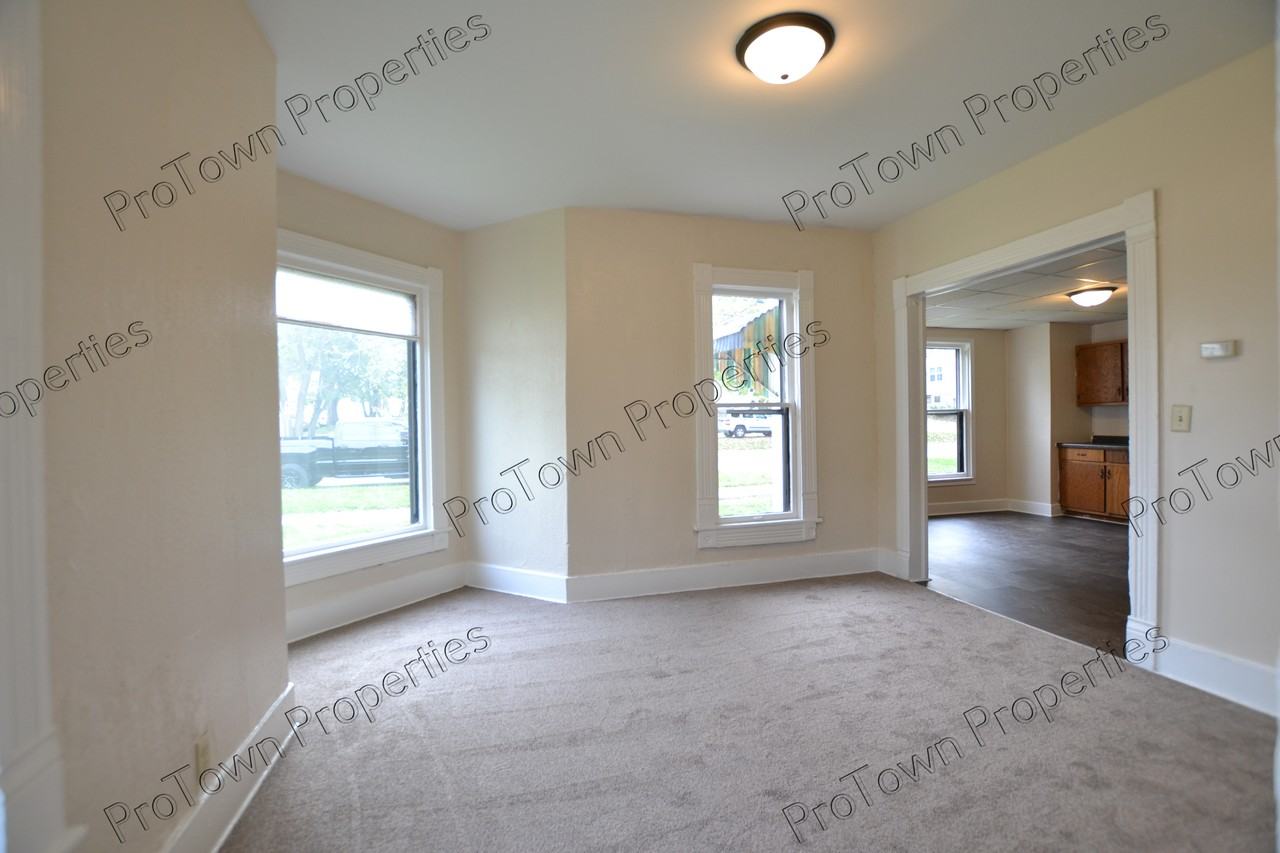 658 2nd Avenue #1N - Photo 2 of 11