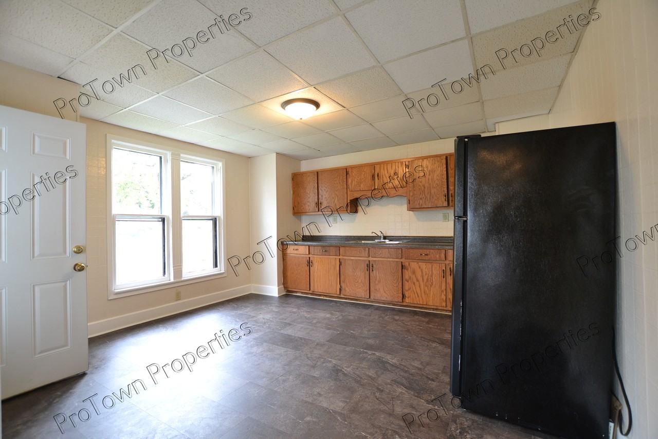 658 2nd Avenue #1N - Photo 5 of 11