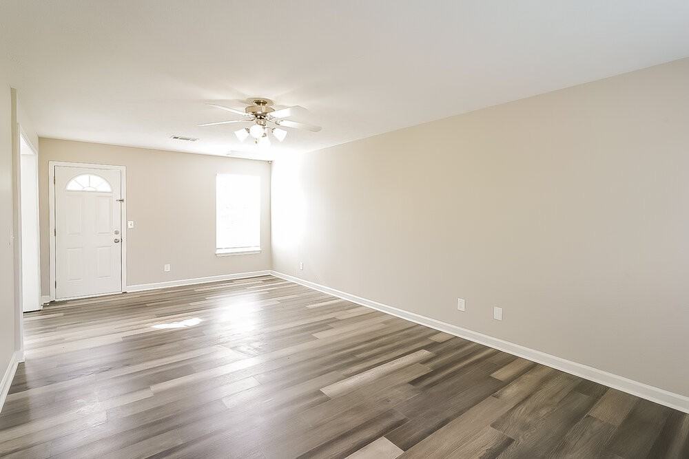 164 Howard Woody Dr - Photo 4 of 17