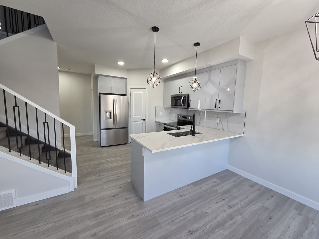79 Patriot Way - Photo 6 of 20