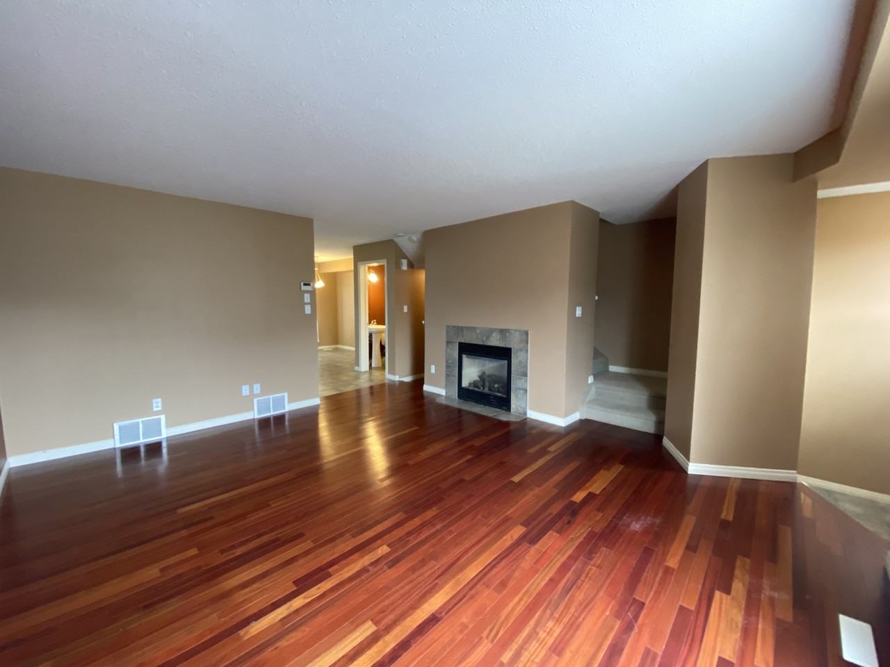 178 Bridgeport Blvd - Photo 3 of 16