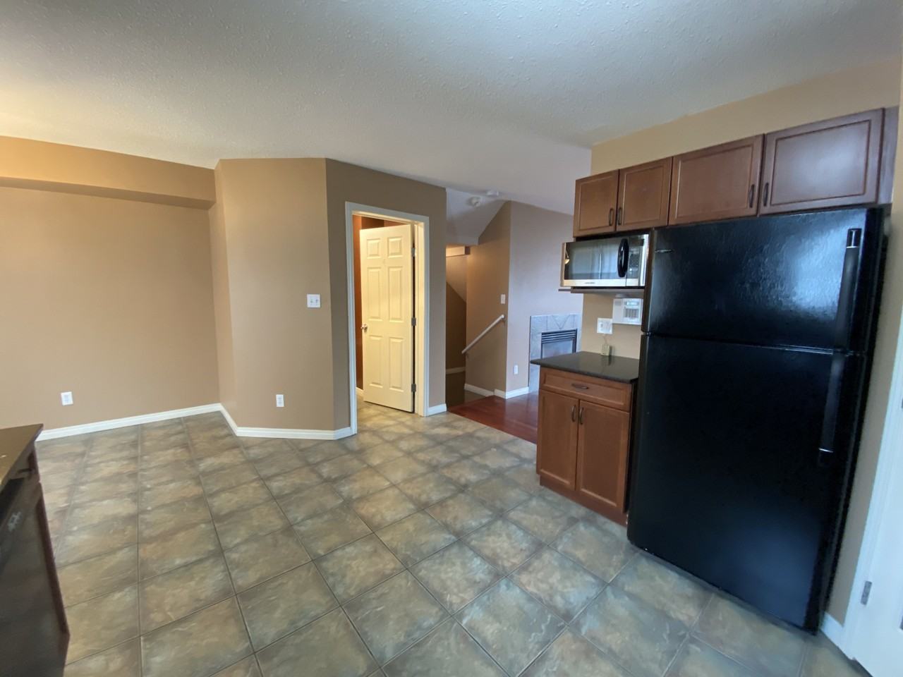 178 Bridgeport Blvd - Photo 7 of 16