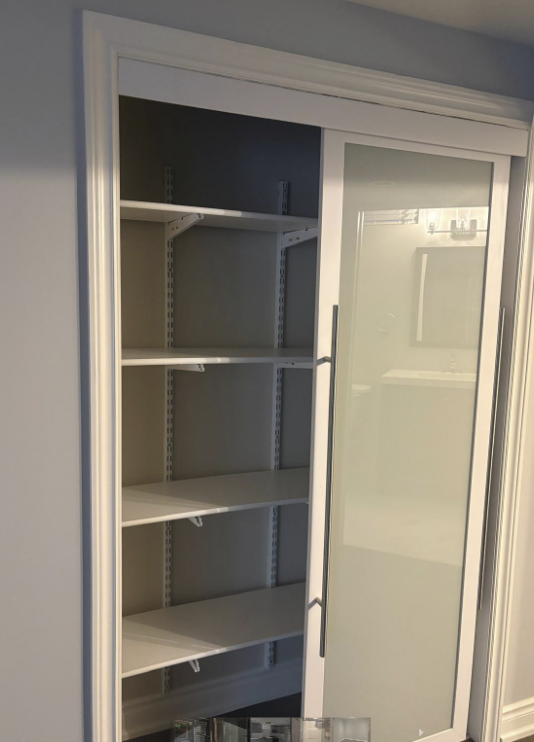 161 Cranbrook Cres - Photo 3 of 6