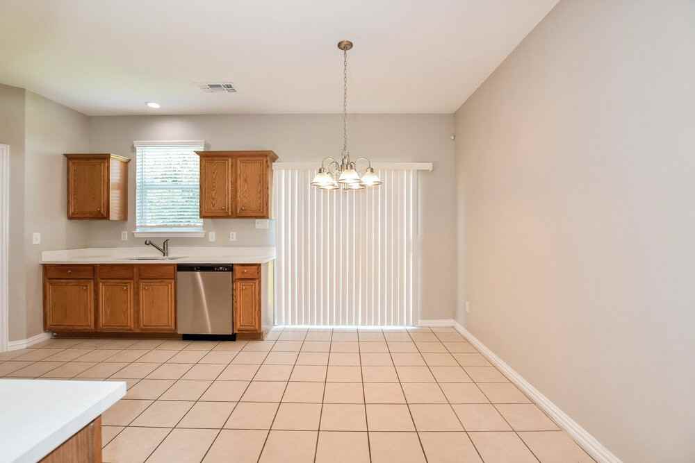 2706 Maci Ct - Photo 7 of 17