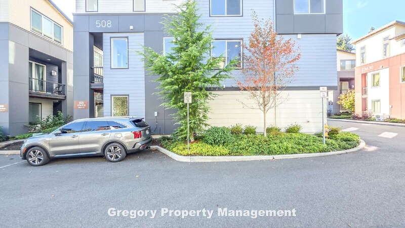 508 237th St Se #A - Photo 4 of 39