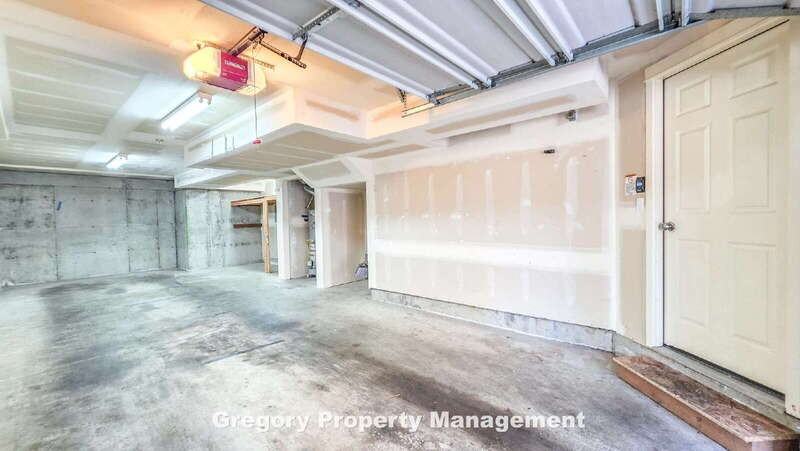7214 Ne 182nd St - Photo 4 of 32