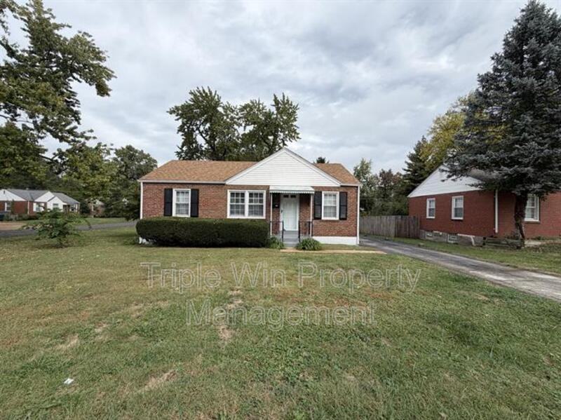 1150 S New Florissant Rd - Photo 2 of 30